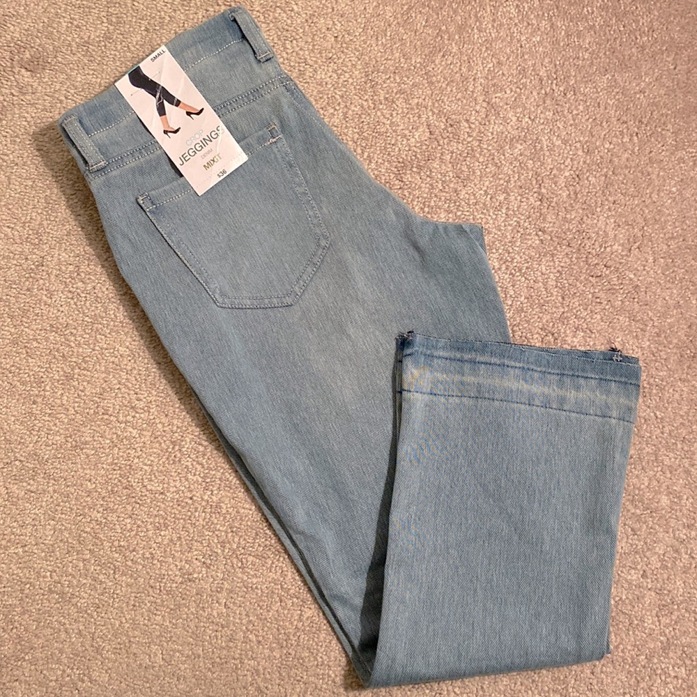 NWT cropped jeggings